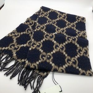 NWT Gucci Unisex GG Logo Print Thick Wool scarf